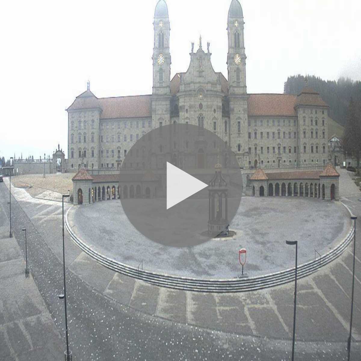 Alpthal webcam